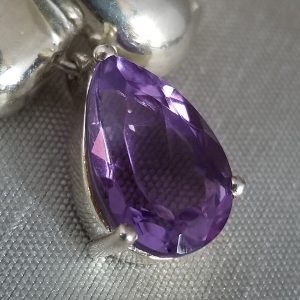 SOLD Amethyst & Sterling Silver Bow Necklace - Image 4